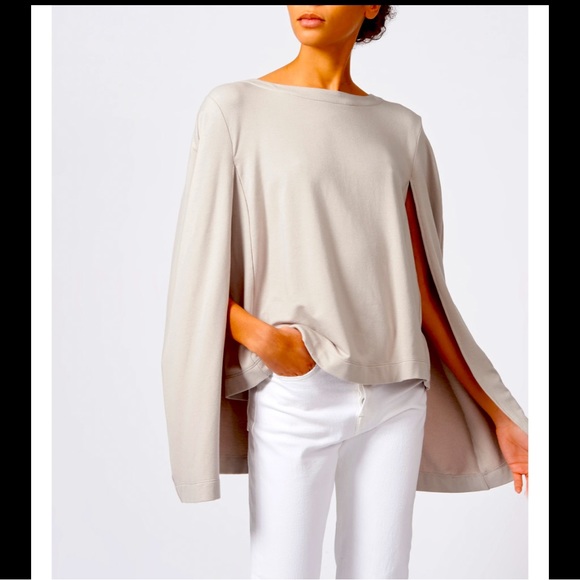 Cape Blouse - Stunning! - Picture 1 of 6